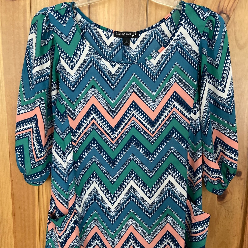 Living Doll tunic. Size L